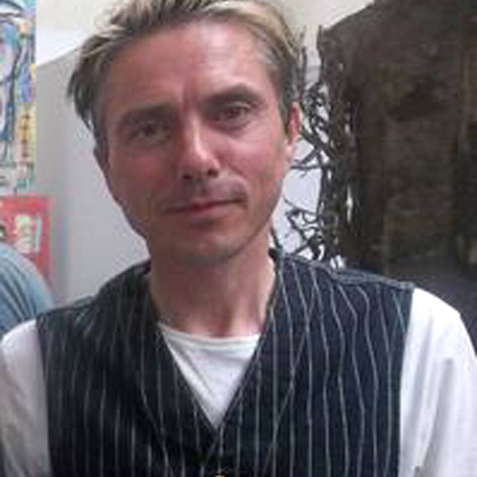 manual override of alt text