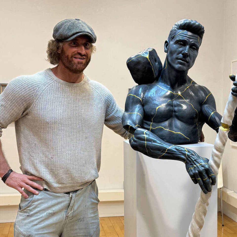 manual override of alt text